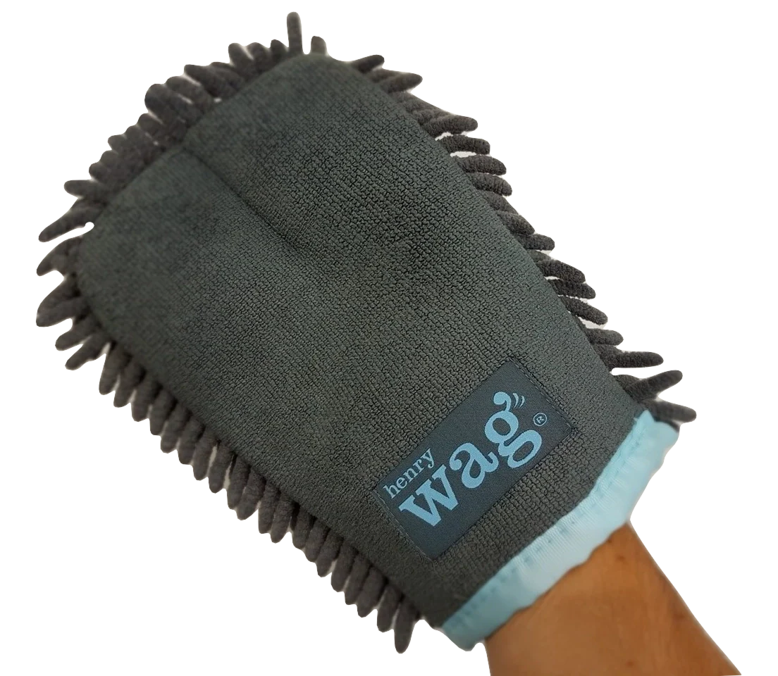 Henry Wag Microfibre Noodle Pet Cleaning Glove - Image 5