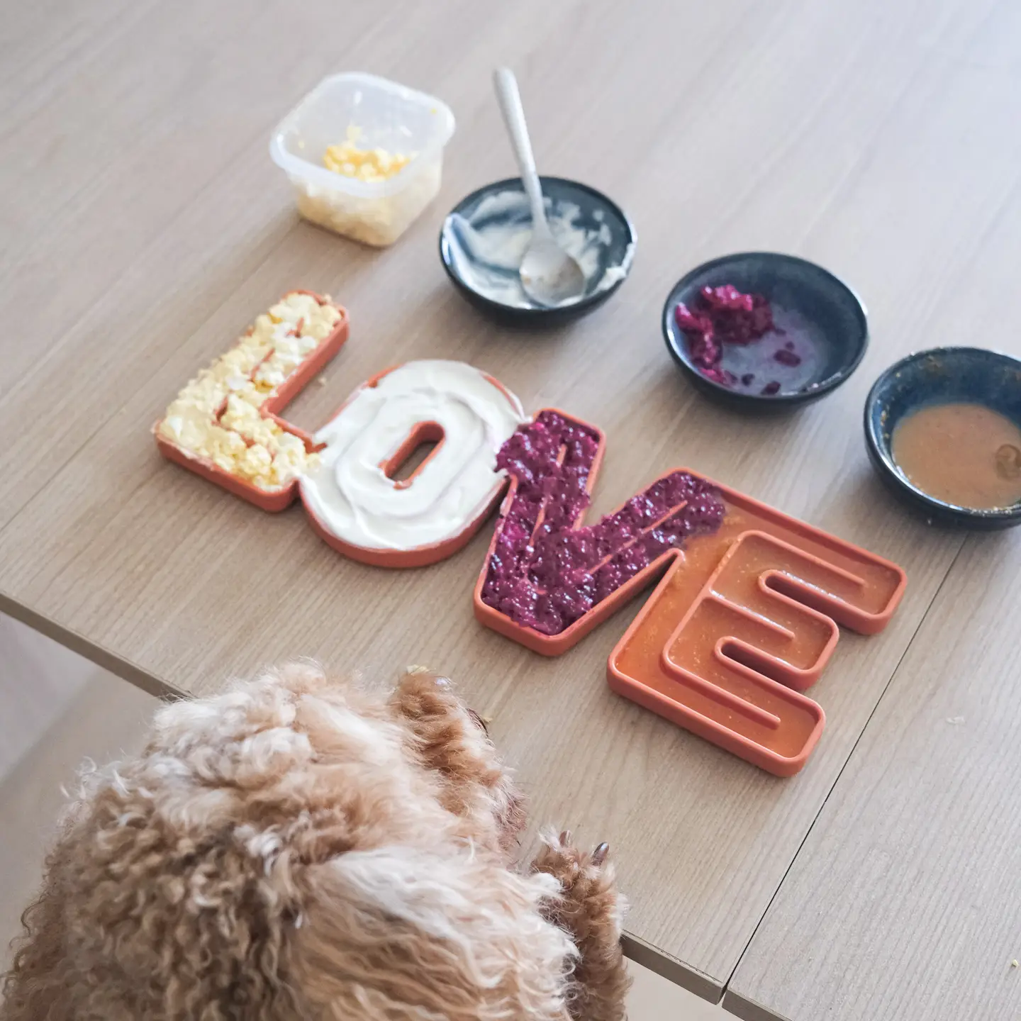 Lambwolf Collective LOVE Dog Lick Mat & Shallow Slow Feeder - Image 3