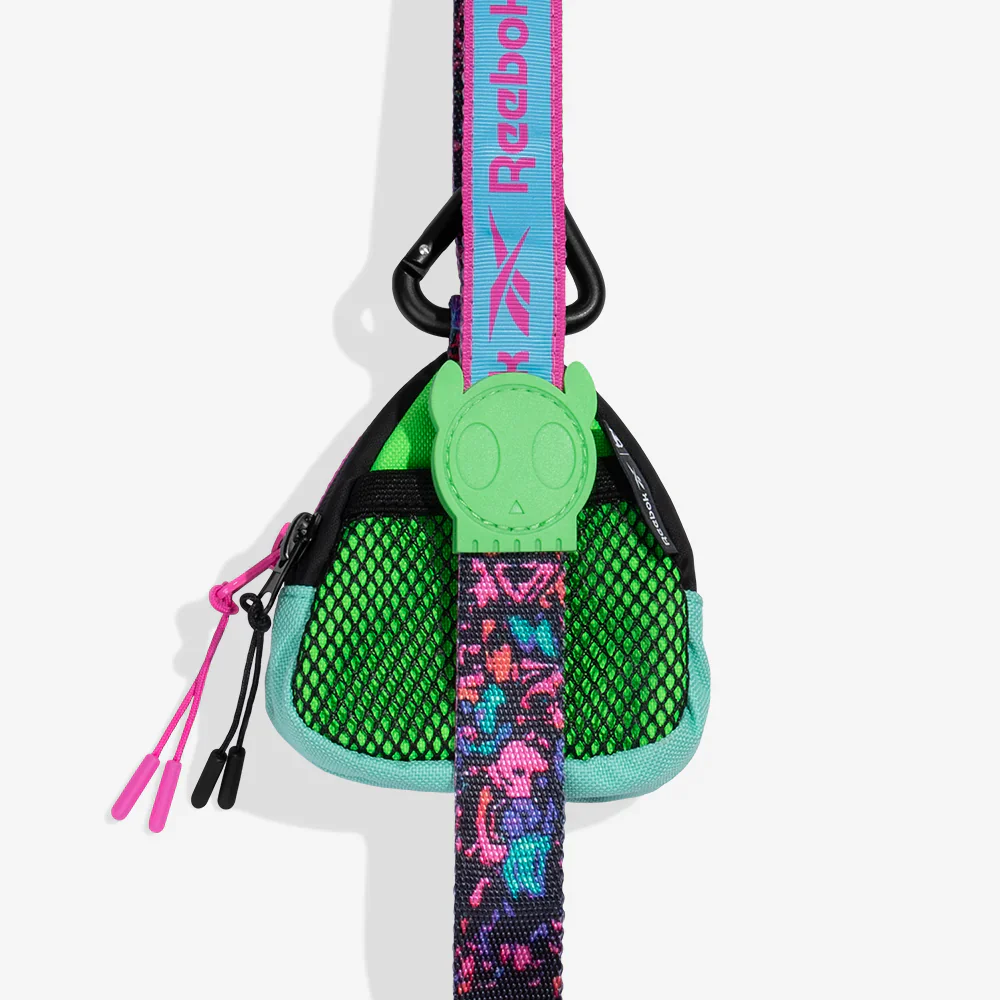 Reebok x Zee.Dog Go.Clip Walking Pack & Poo Bag Dispenser - Image 5
